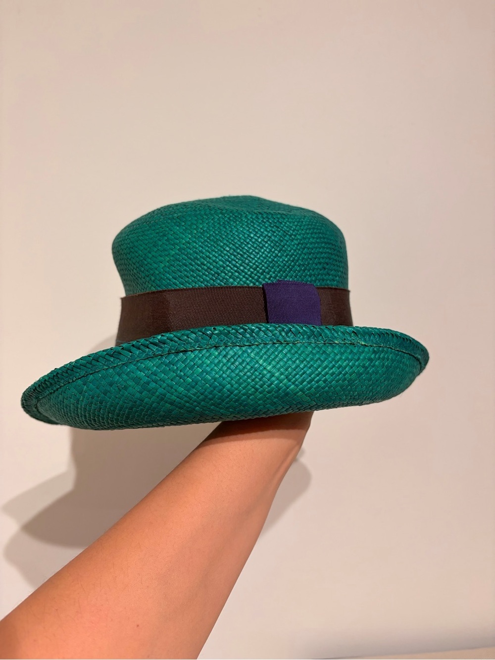 Lola Green Straw Fedora Cloche Bucket Hat with Brown and Navy Band S/M 22" - Picture 3 of 5